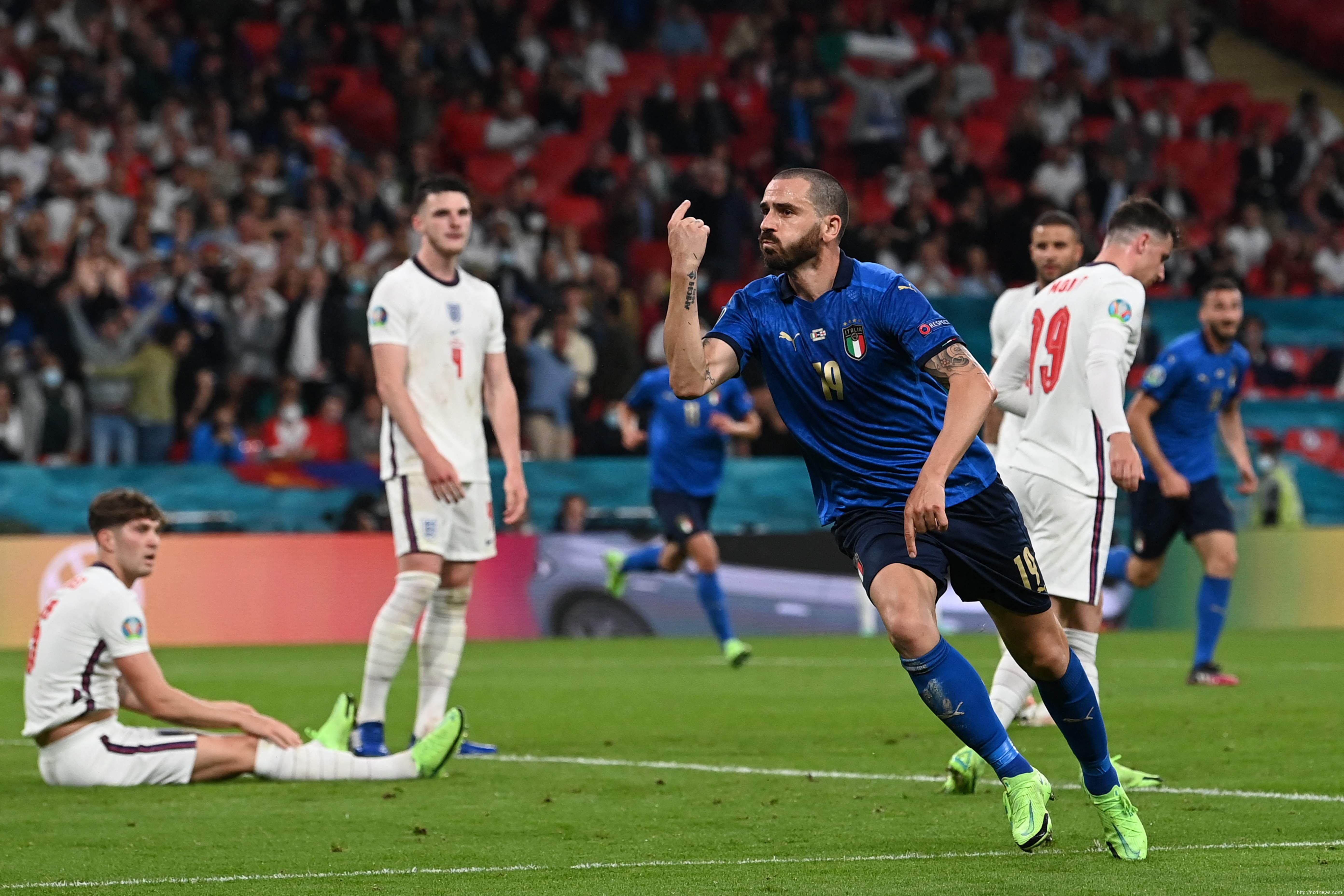 意大利点球击败英格兰,53年后再夺欧洲杯冠